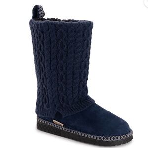 NEW: MUK LUKS size 8 Navy boots